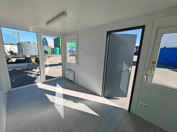 Module de chantier MIULL4 – Conteneur 6,05 m x 2,43 m x 2,59 m | Espace Sécurisé et Fonctionnel – Image 4