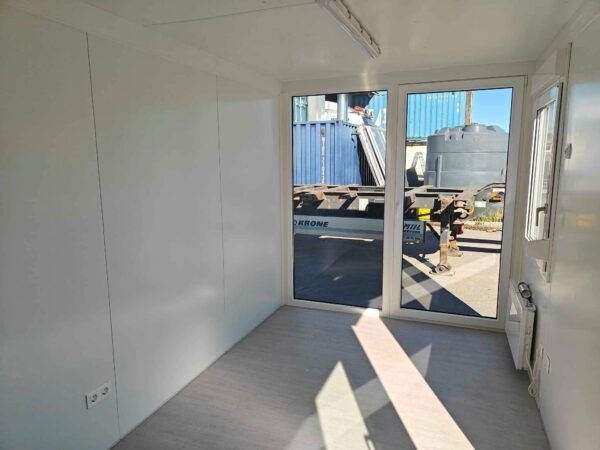 Module de chantier MIULL4 – Conteneur 6,05 m x 2,43 m x 2,59 m | Espace Sécurisé et Fonctionnel – Image 3