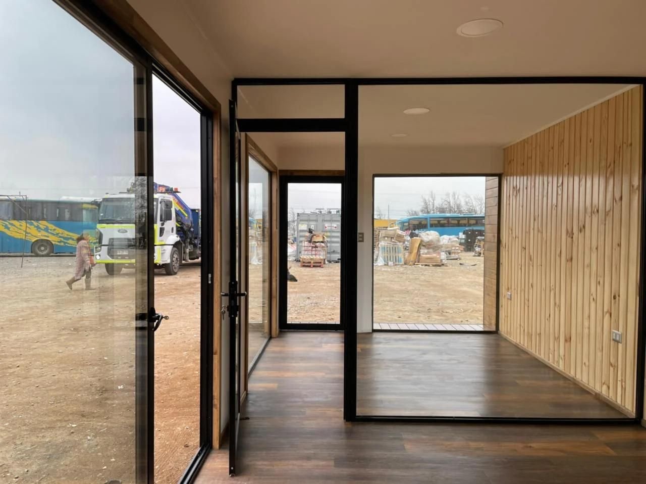 Conteneur de Bureau F54– 6,05 m x 2,43 m x 2,59 m | Module Bureau Mobile – Image 4