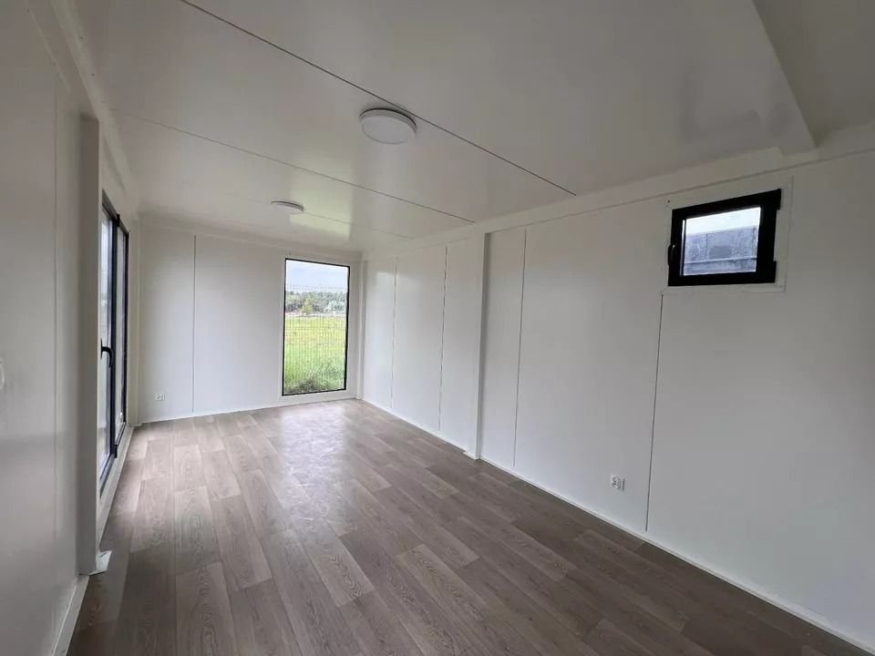 Conteneur maison 40 ft habitable – 12,05 m x 2,43 m x 2,89 m | 1 Chambre, Salon, Cuisine et Salle de Bain – Image 5