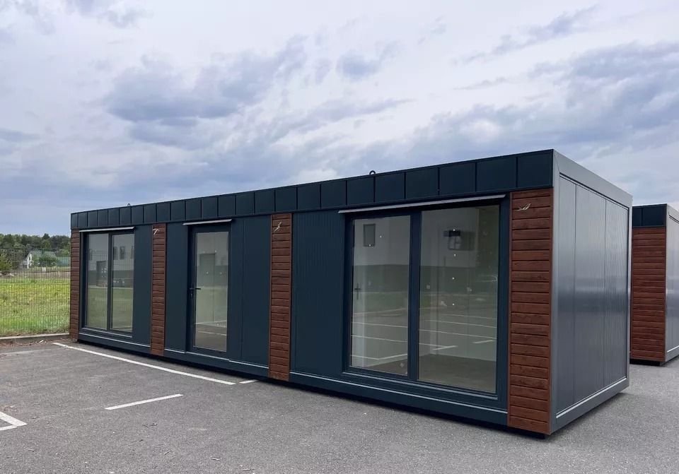 Conteneur maison 40 ft habitable – 12,05 m x 2,43 m x 2,89 m | 1 Chambre, Salon, Cuisine et Salle de Bain