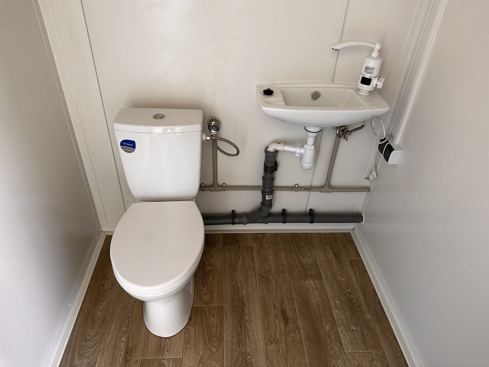 Conteneur bureau UY-97 – 6,05 m x 2,43 m x 2,59 m | Module Bureau Mobile – Image 11